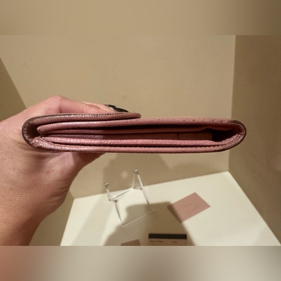 MiuMiu Bubblegum Pink Long Leather Double Snap Wallet W/original cards - Picture 12 of 14
